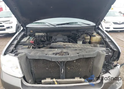 2005 Ford F-150 Fx4/Lariat/Xl/Xlt from USA, damaged, VIN 1FTPX14545NA92813